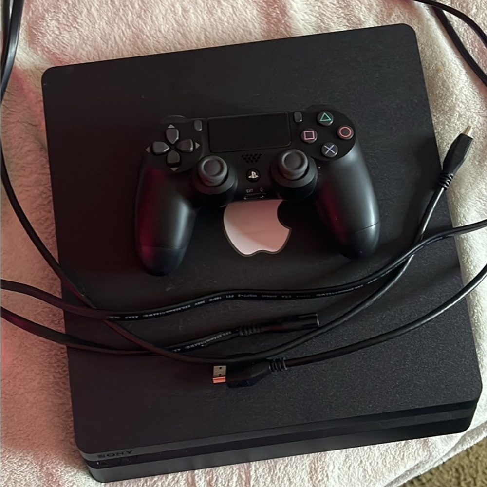 PS4 slim
